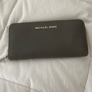Michael Kors wallet, grey